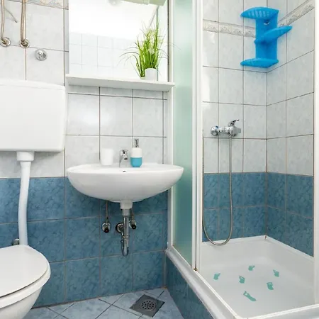 Fuer 4 Personen Ca 35 Qm In Njivice, Kvarner Bucht Krk *
