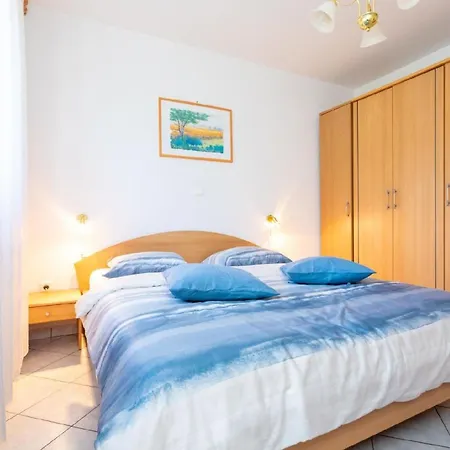 Fuer 4 Personen Ca 35 Qm In Njivice, Kvarner Bucht Krk * نجيفيش